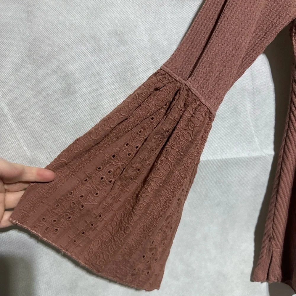 Free People Belle Sleeve Eyelet Top Blouse Parisian Nights Women Small Pink $88